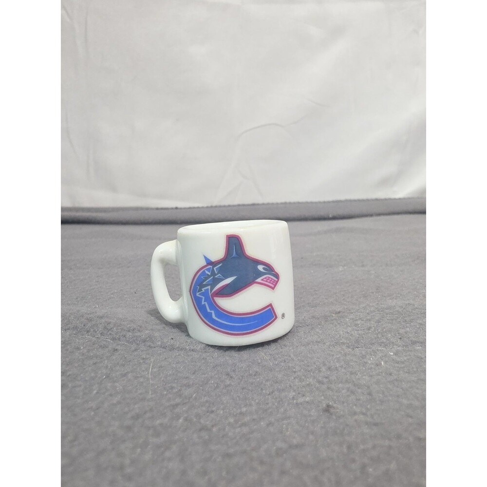 Vancouver Canucks MINI CERAMIC MUG CUP 1." TALL  NHL HOCKEY